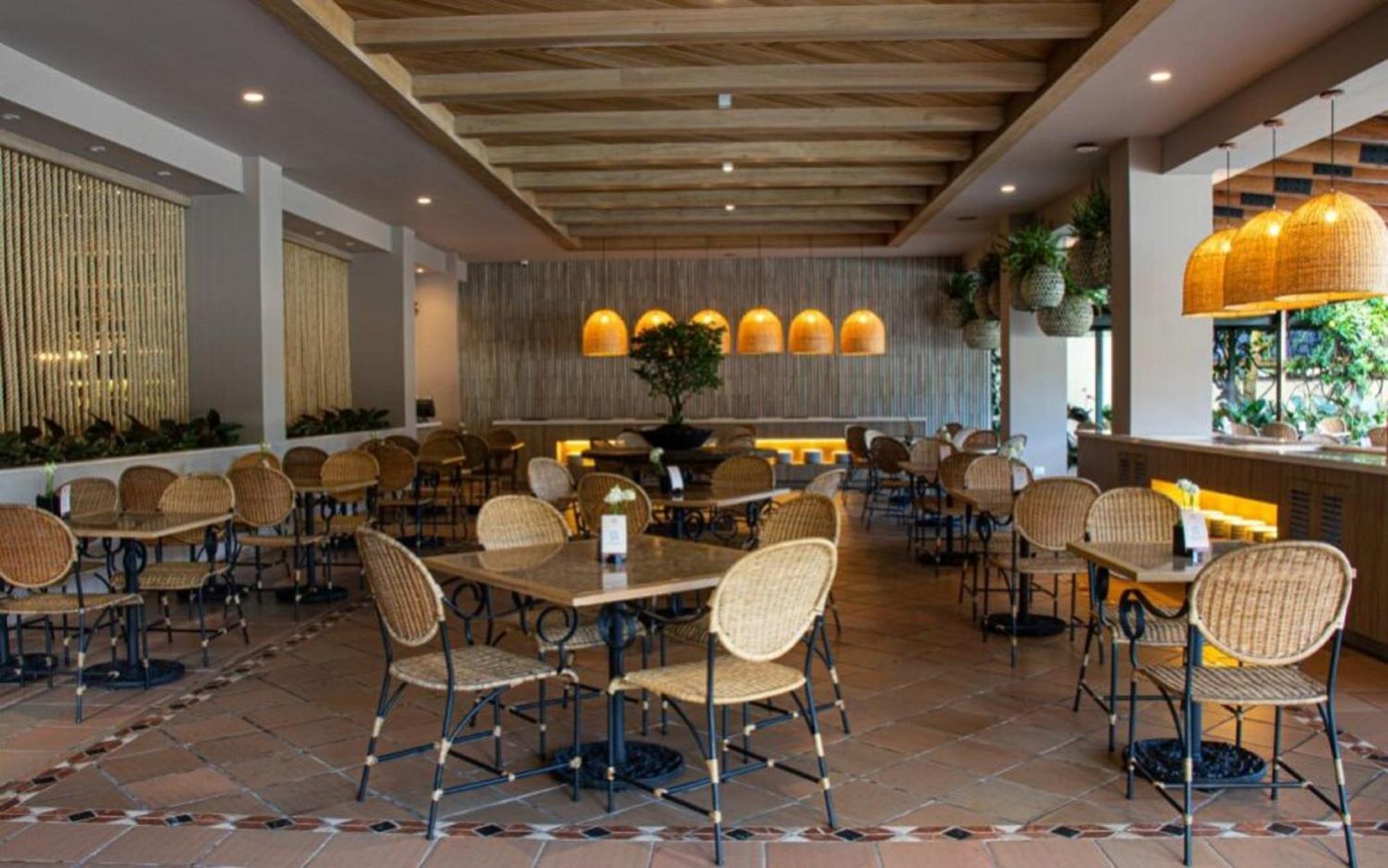 Hotel Estelar Altamira Ibagué Exterior foto Interior of a typical restaurant in the city
